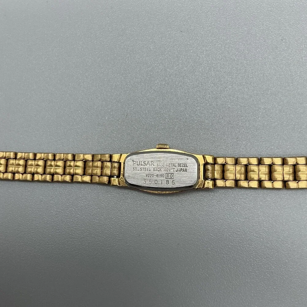 Vintage Pulsar Womens Watch 11mm Oval Dial Gold Tone V220-6190 New Battery 5